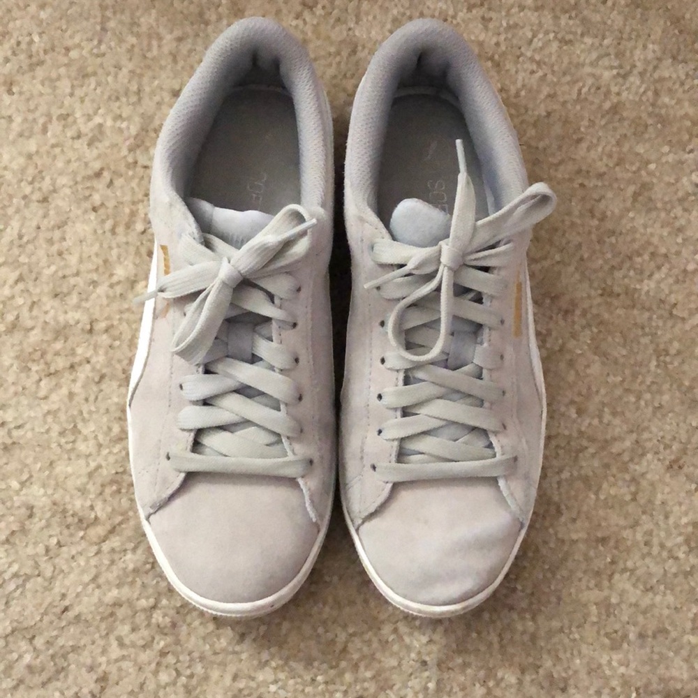women’s puma shoes